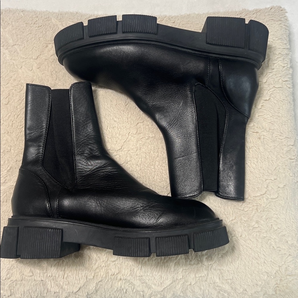 Zara Black Chunky Chelsea Ankle Boots - Picture 2 of 11